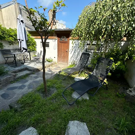 La Nolyvan Apartment *
